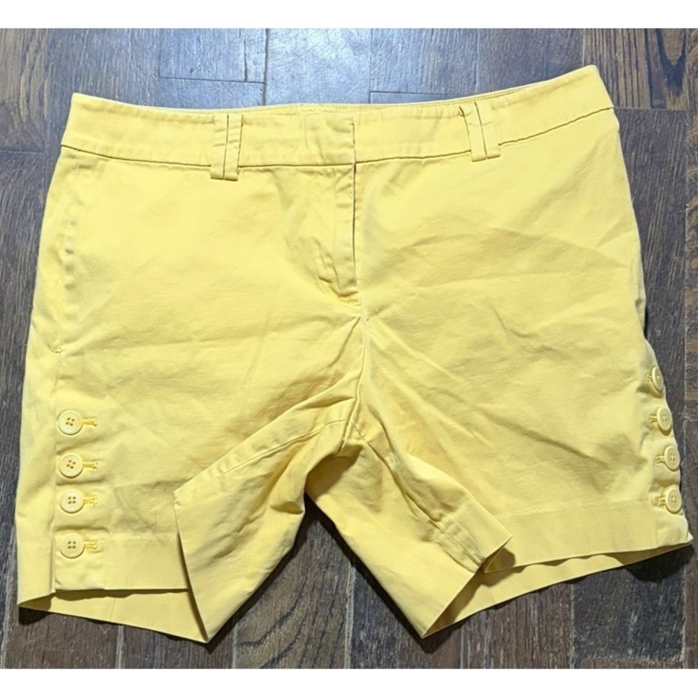 Talbots Petites Women Sz 10P Chino Shorts Yellow Stretch Cotton Button Accents